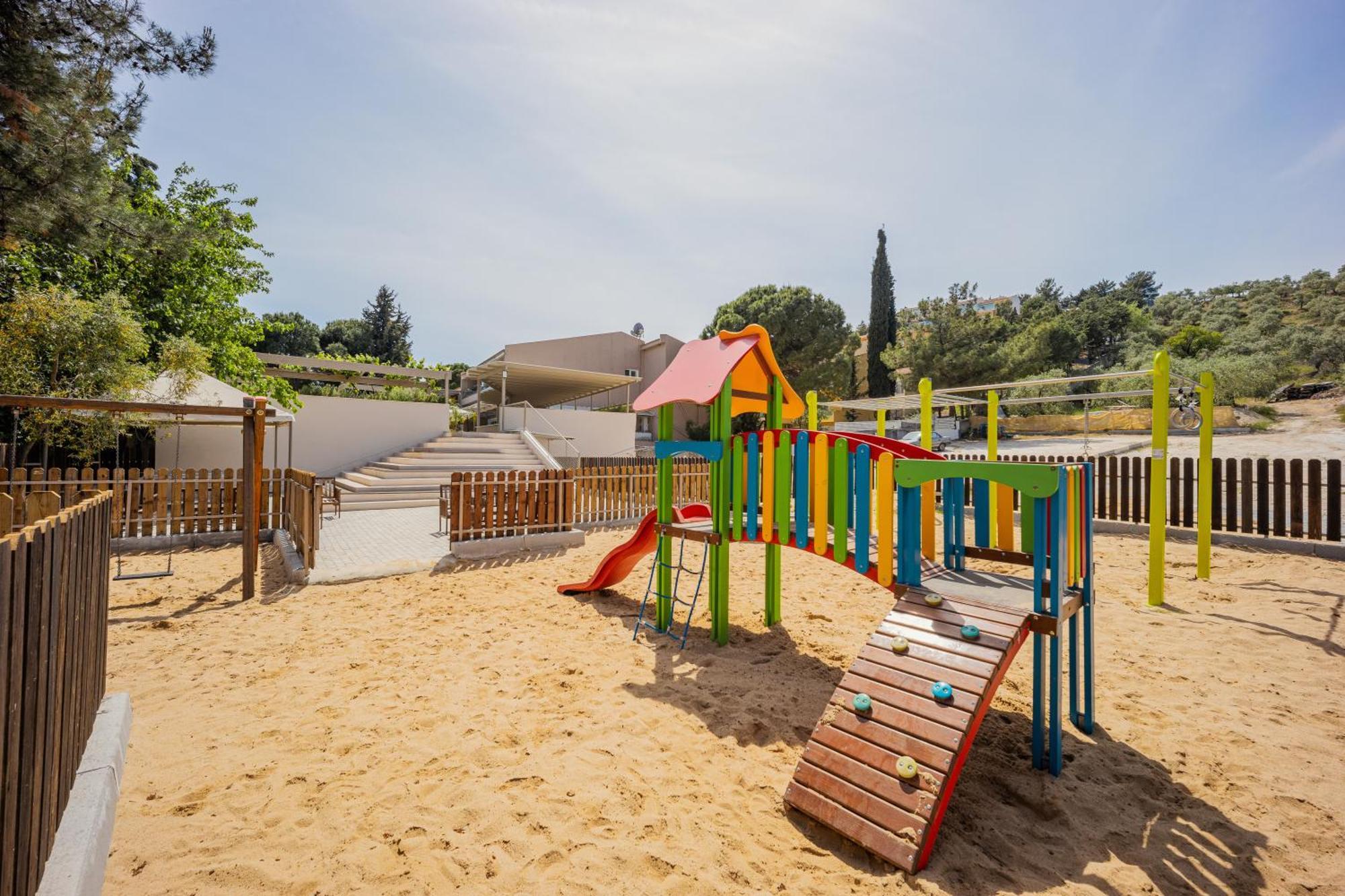 Zoe Hotel, Trypiti Beach Resort & Hive Water Park Limenaria  Bagian luar foto