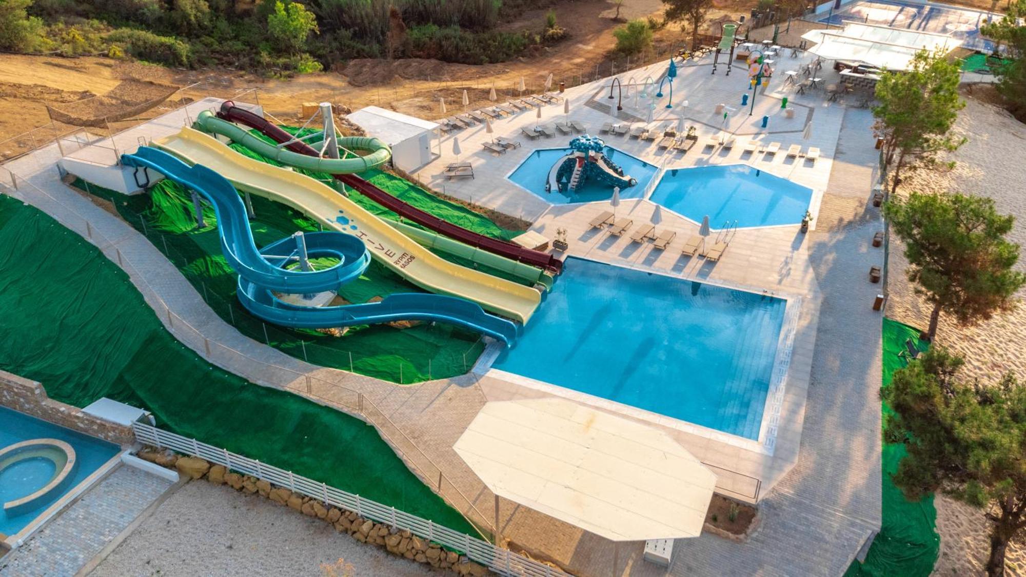 Zoe Hotel, Trypiti Beach Resort & Hive Water Park Limenaria  Bagian luar foto