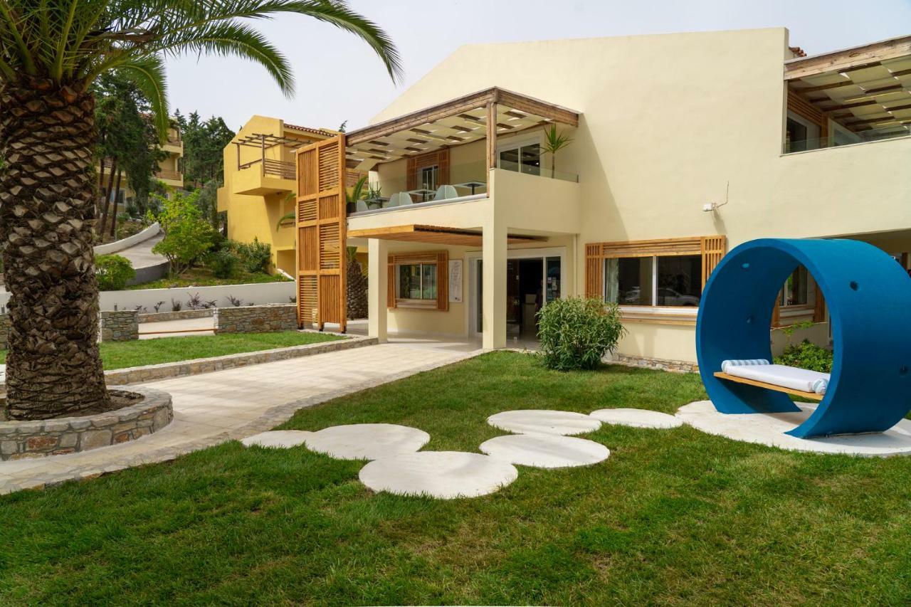 Zoe Hotel, Trypiti Beach Resort & Hive Water Park Limenaria  Bagian luar foto